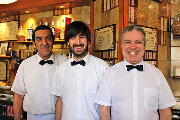 Dolé cafè camareros