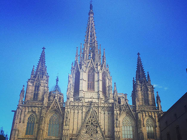 La catedral de Barcelona, un edificio gótico de gran belleza