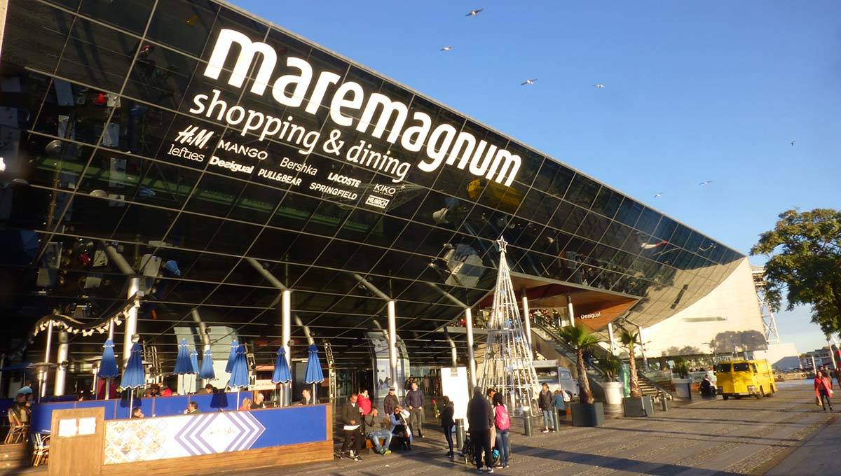 Absoluto mirar televisión Orbita Maremagnum: un centro comercial cerca del puerto de Barcelona