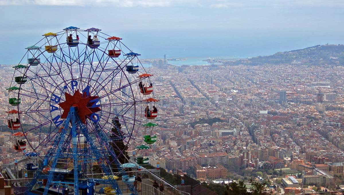 vista panoramica barcelona tibidabo